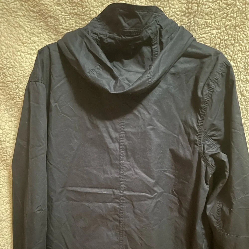 08BM.- Bench Men Eradiate Jacket. Size Medium.